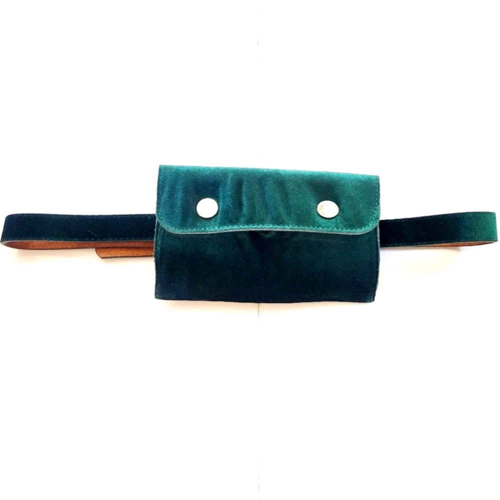 NWOT Green Velvet Belted Purse